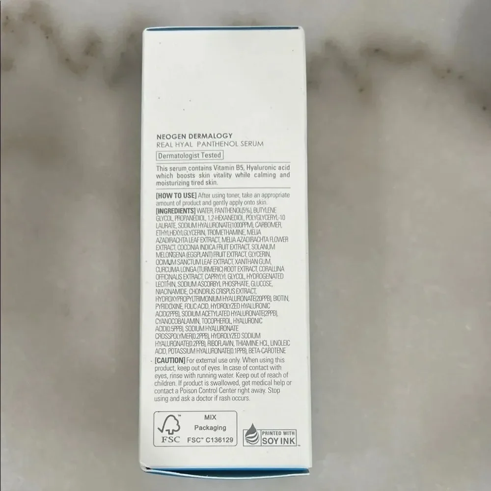Real Hyal Panthenol Serum - White and Blue